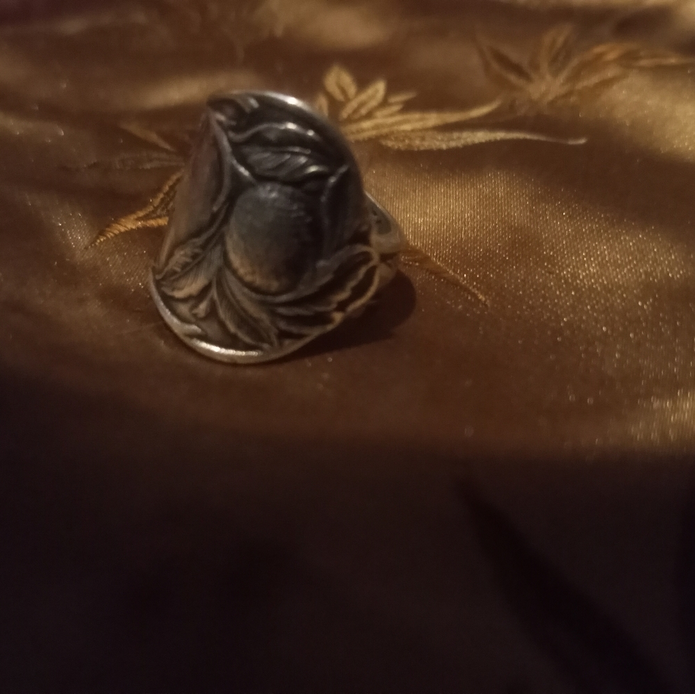 Beautiful handmade spoon ring - Picture 7 of 8